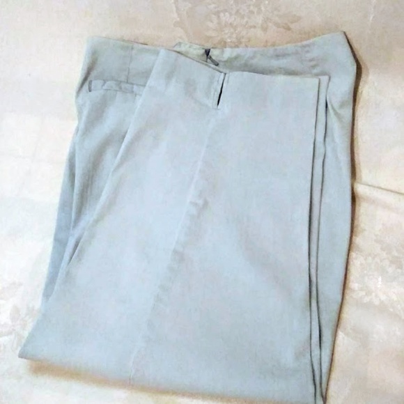 💙Talbots Cotton Cropped Pants 🎉Host Pick - Picture 11 of 12